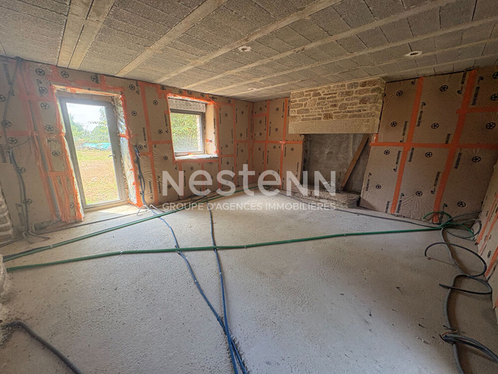 Longère en pierre à rénover - 145 m² de potentiel sur 2 422 m² de terrain