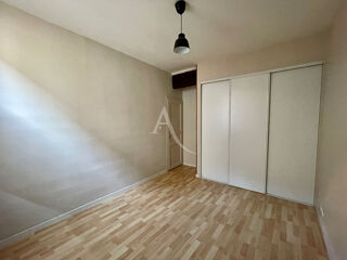  Appartement à louer 2 pièces 31 m²