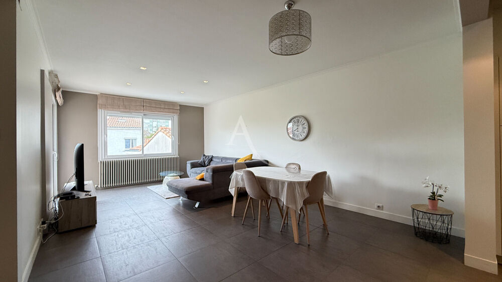 Vente Maison LA ROCHE SUR YON MAISON A VENDRE 3 CHAMBRES+BUREAU La roche sur yon