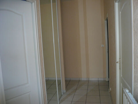  Appartement � louer 4 pi�ces 79 m�