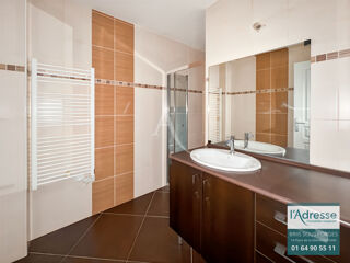  Appartement à louer 2 pièces 42 m²