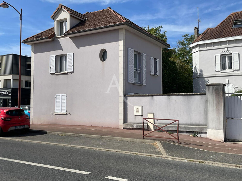 Vente Immeuble Immeuble Chevry Cossigny 5 pièce(s) 96.43 m2 Chevry cossigny
