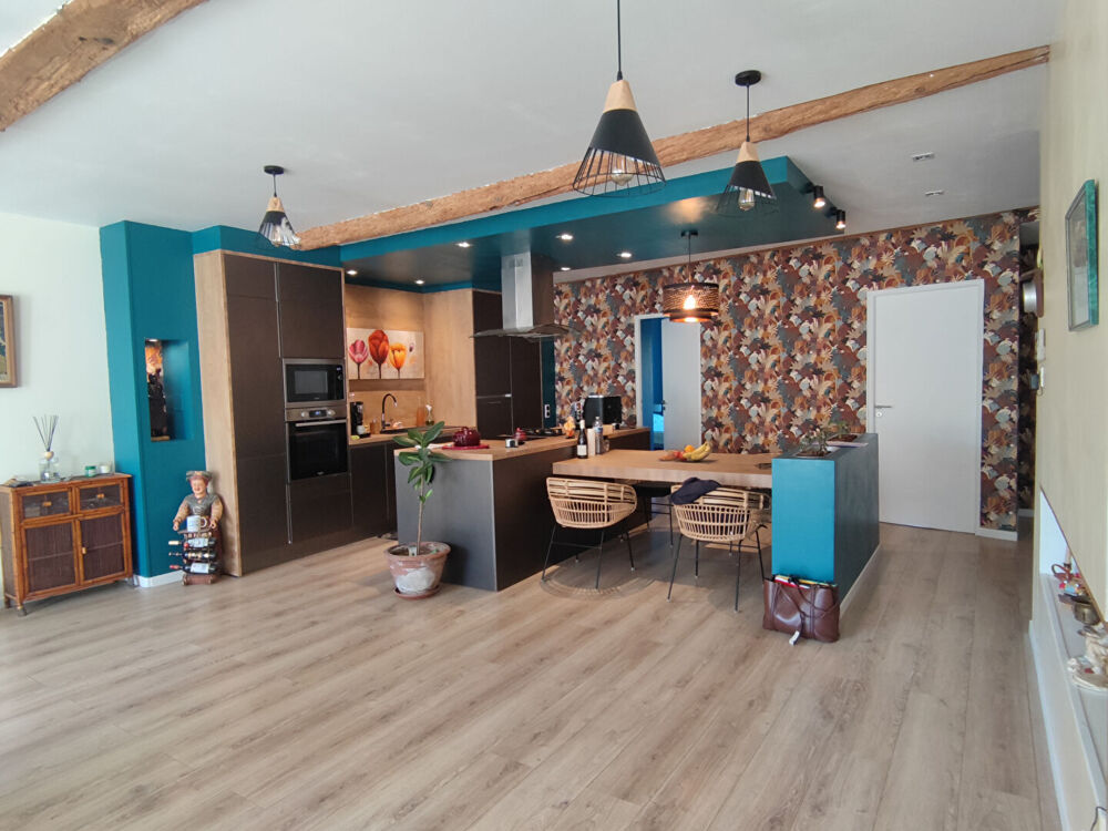 Vente Maison Maison 4 pièces magnifiquement rénovée, grand garage, combles aménageables Chalabre