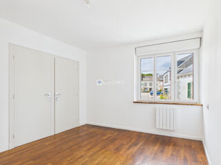  Appartement à louer 4 pièces 80 m²