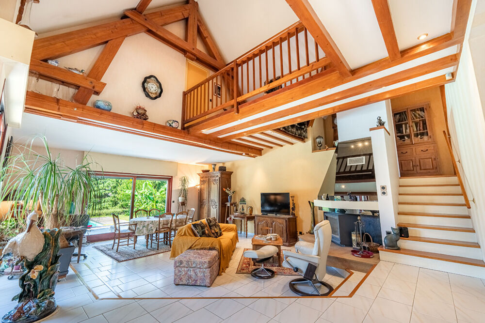 Grésy-sur-Aix - Villa familiale avec piscine sur terrain de 2 390 m²