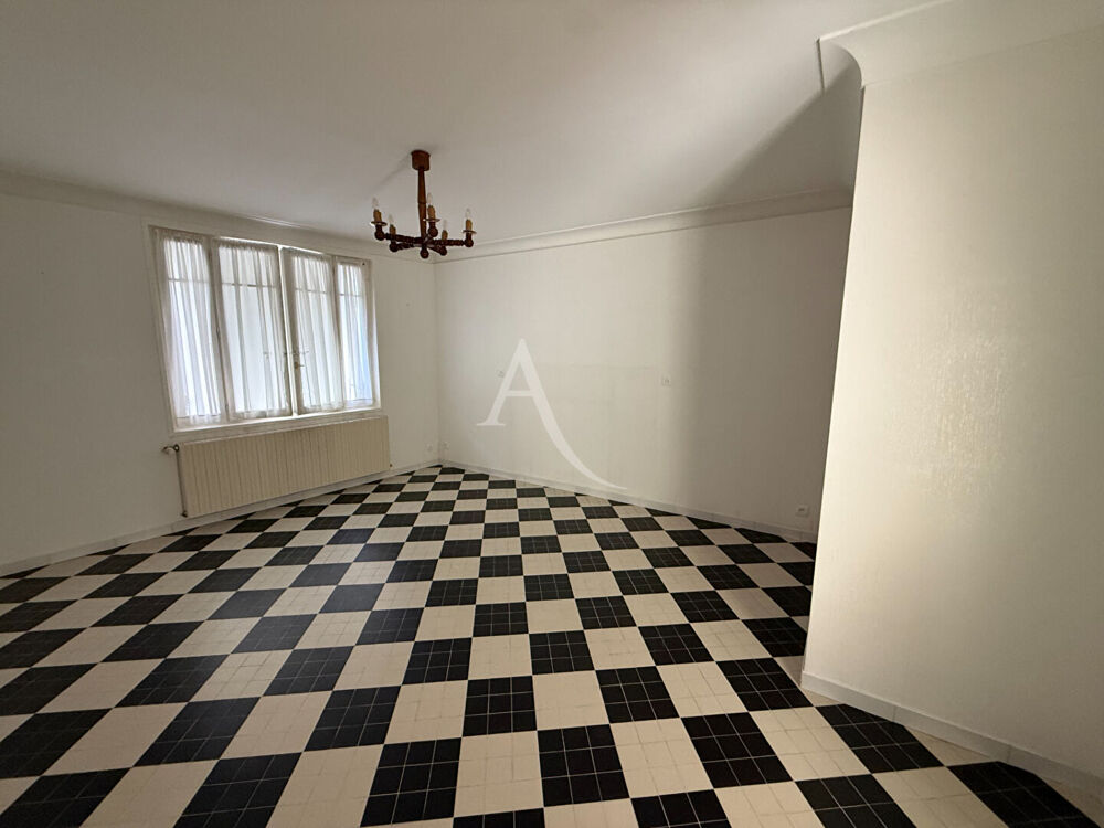 maison de bourg avec chambre en plain pied