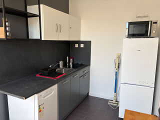  Appartement à louer 2 pièces 35 m²