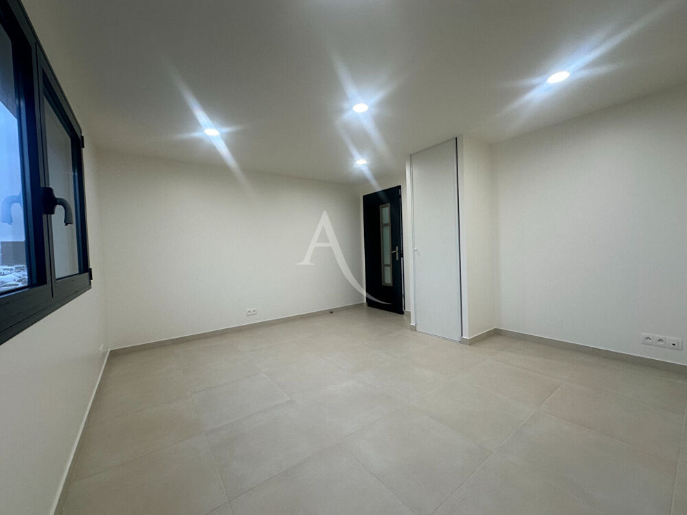 Location Appartement Local commercial Le Chatelet En Brie 3 pièce(s) 112 m2 Le chatelet en brie