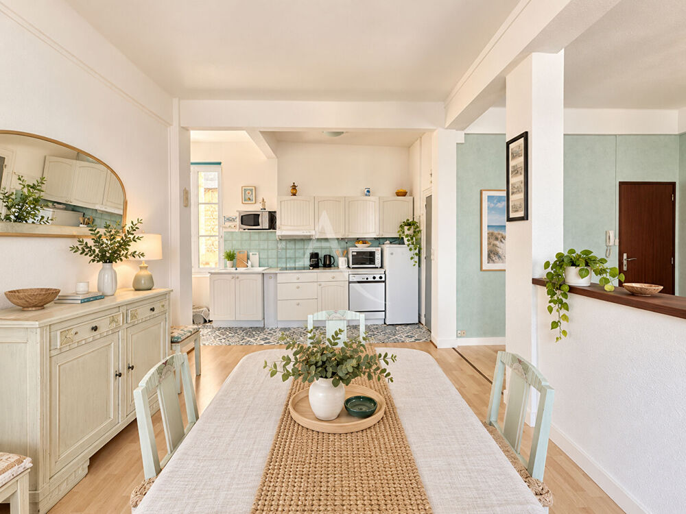 Vente Appartement LES SABLES D'OLONNE  À 30 MÈTRES DU REMBLAI  UN PIED-À-TERRE D'EXCEPTION Les sables d olonne