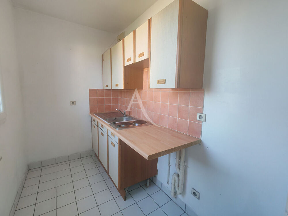 Appartement gare ERMONT-EAUBONNE - 1 pièce - 32.18 m2