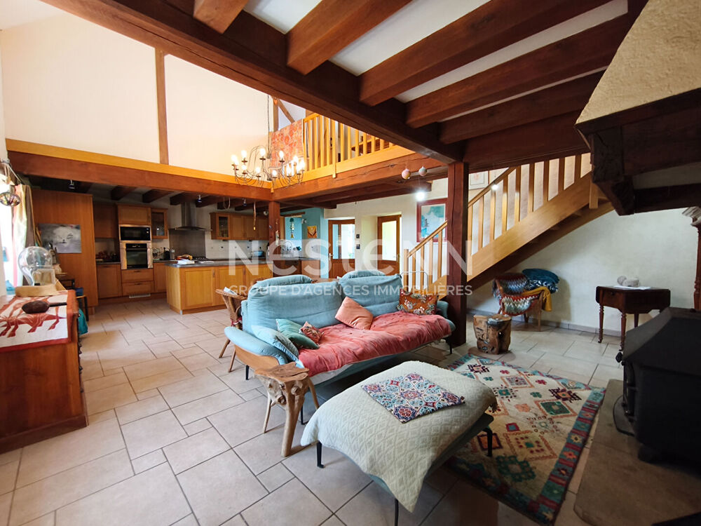 Maison 6 pièces 136 m² · à Lizio · 136 m² · 299 500 €