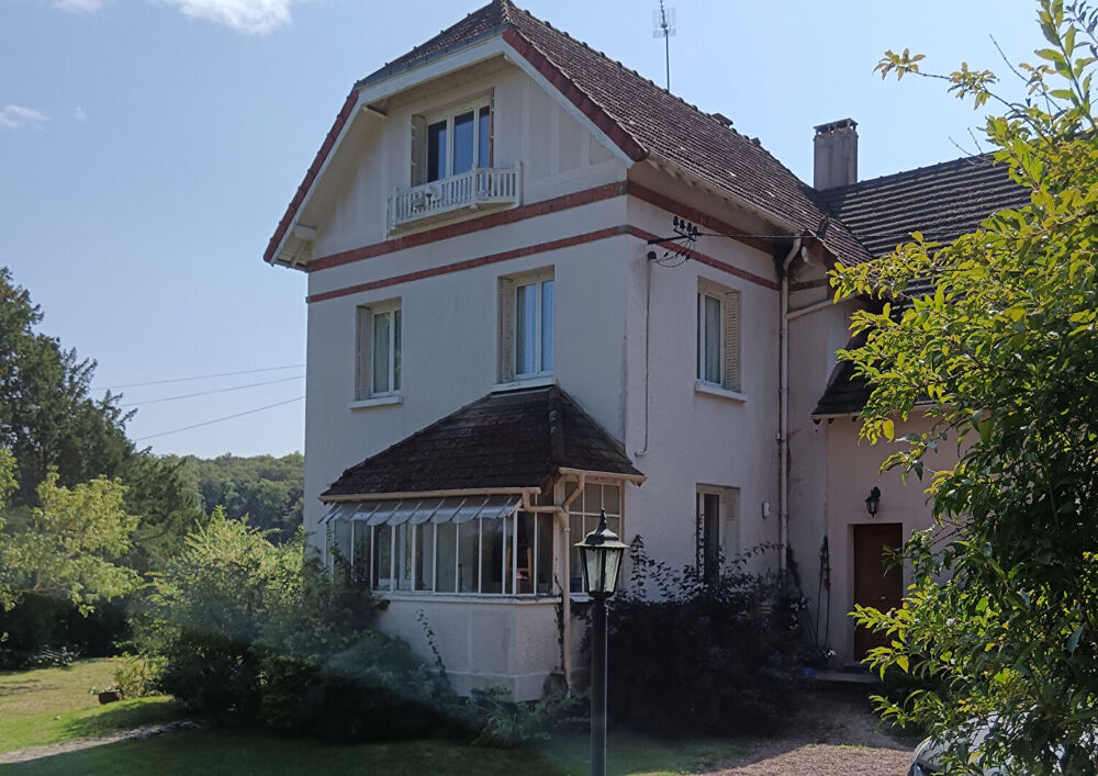 Vente Maison ESSONNE, 40k sud du Paris, Maison Meulière de 7 Chambres, piscine, presque 1 hectare du terrain Itteville