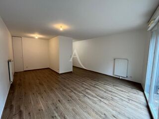  Appartement à louer 1 pièce 38 m²