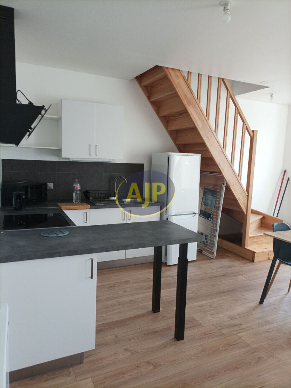 Location Appartement Appartement  MEUBLE  3 pièces  45.53m2 Pontivy