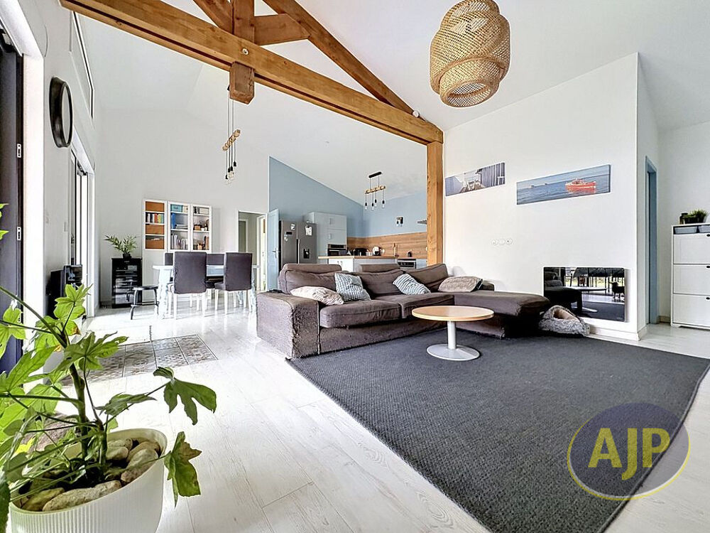 Maison 5 pièces 113 m² · à Audenge · 113 m² · 439 900 €