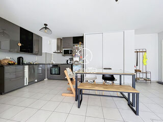 Vente Appartement Appartement Villeurbanne  Gratte-ciel 3 pièce(s) 66 m2, 2 chambres, terrasse, garage Villeurbanne