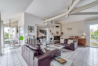  Maison à vendre 6 pièces 210 m²