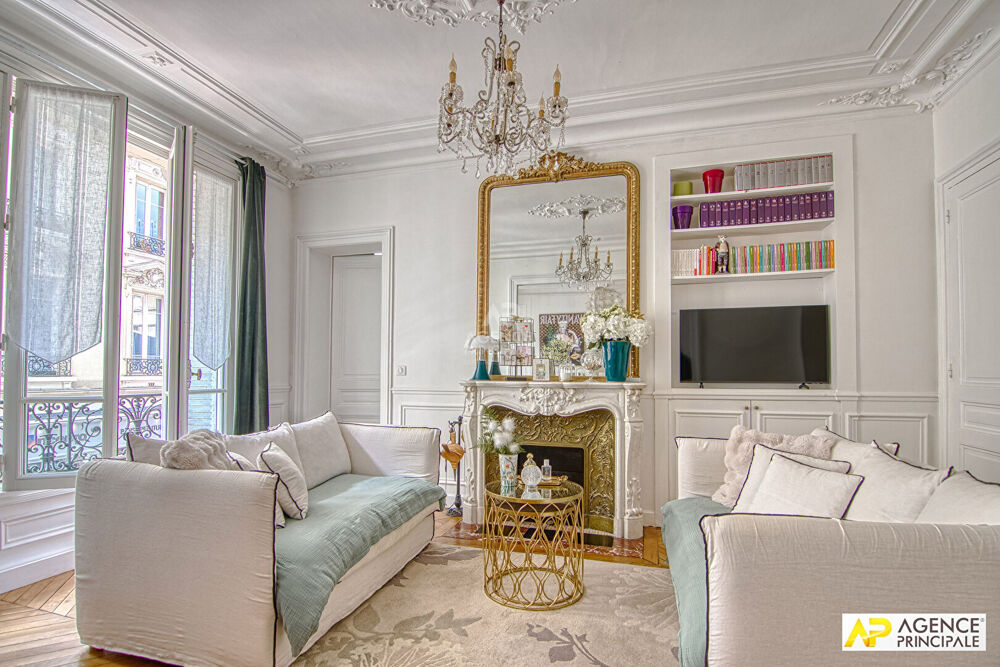 Appartement 4 pièces 101 m² · à Versailles · 101 m² · 978 000 €
