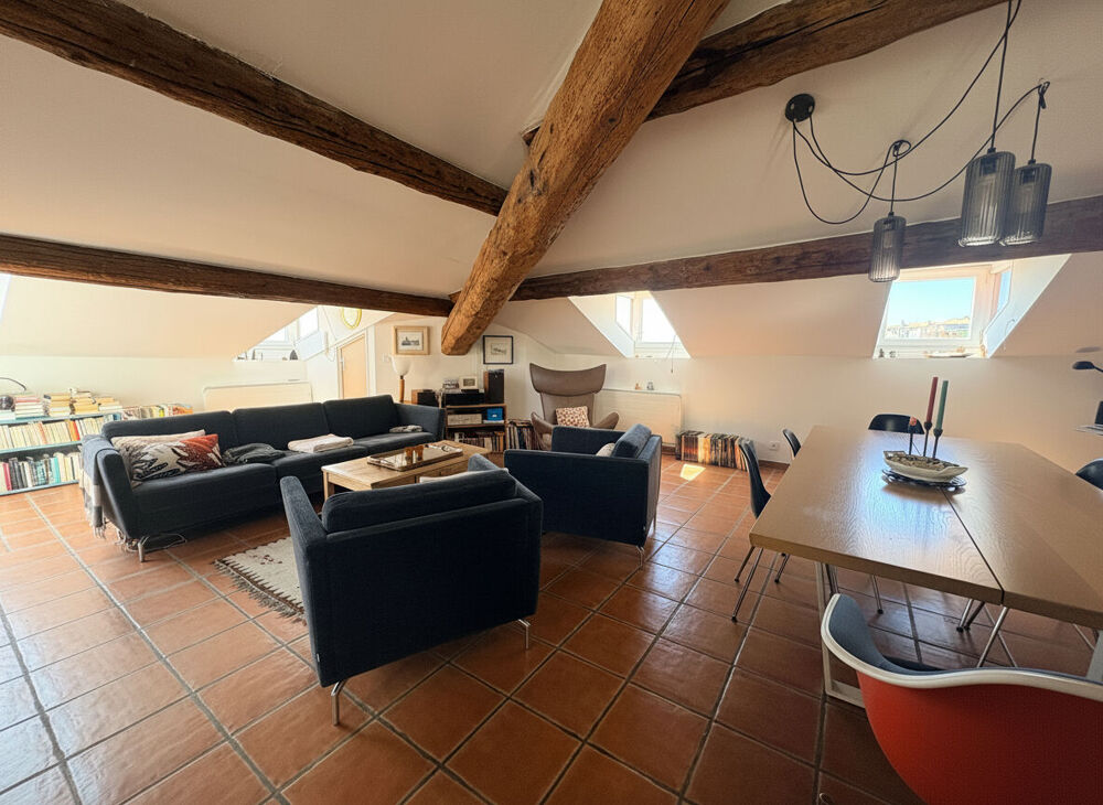 Appartement 3 pièce(s) 107.78 m² (60.91 m² loi carrez) en dernier étage