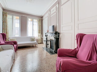  Appartement à louer 4 pièces 82 m²