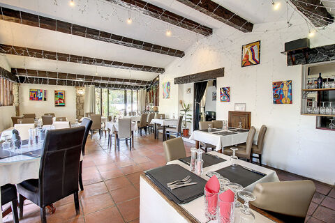   A VENDRE ! Murs commerciaux restaurant Tourtour 5 pièces 210 m² 