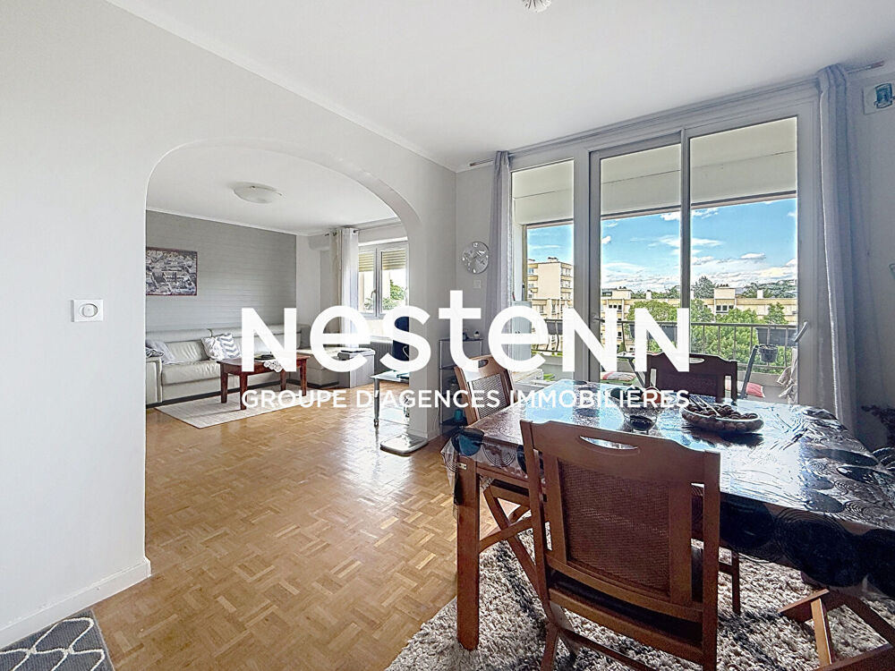 Vente Appartement Appartement Traversant 4 Pièces avec Balcon et Cave - 69500 BRON Bron