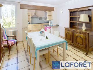  Maison � louer 6 pi�ces 209 m�