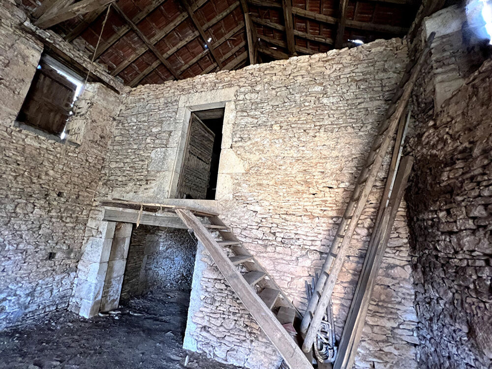 Vente Remise/Grange Belle Grange en pierre Puy l eveque