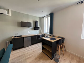  Appartement à louer 1 pièce 28 m²