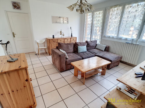   Appartement 3 pi�ces avec garage et cave � louer � Melun, � 700 m de la gare Appartement - 3 pi�ce(s) - 65 m�