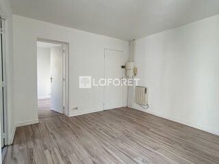  Appartement à louer 2 pièces 28 m²