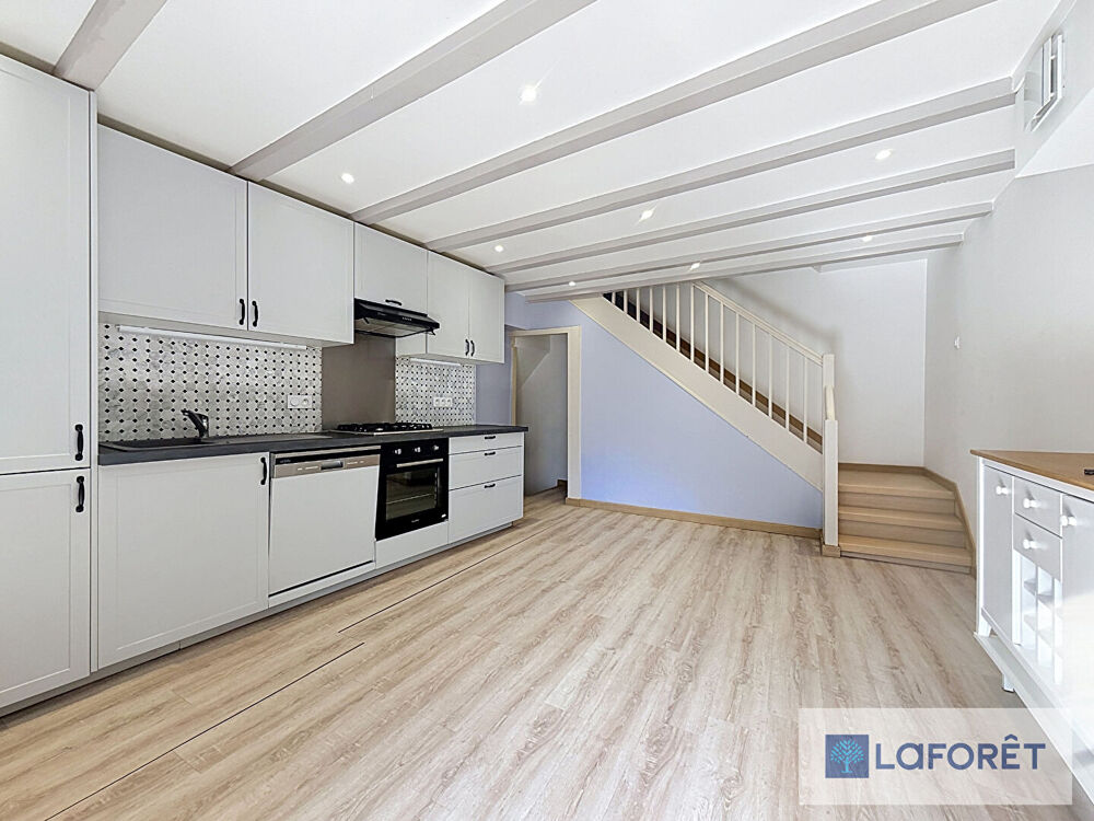 Location Maison Maison Leaz 5 pièce(s) 98.34 m2 Leaz