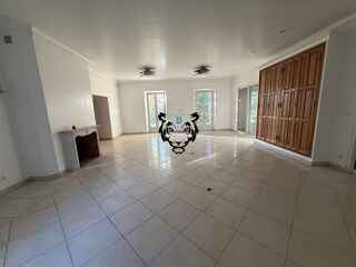  Maison � vendre 8 pi�ces 209 m�