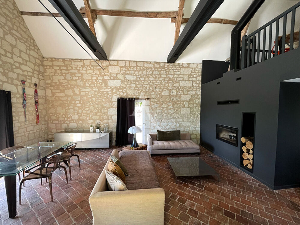 Maison de caractère à Brain-sur-Allonnes - 4 chambres - Terrain de 890 m²