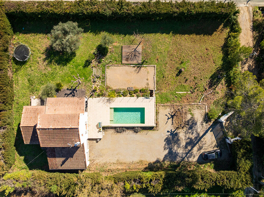 Vente Maison EXCLUSIVITÉ - Maison à Lorgues T4 sur 2145 m² de terrain avec une belle piscine et garage Lorgues