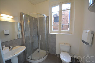  Appartement à louer 2 pièces 39 m²