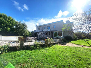  Maison � vendre 10 pi�ces 295 m�