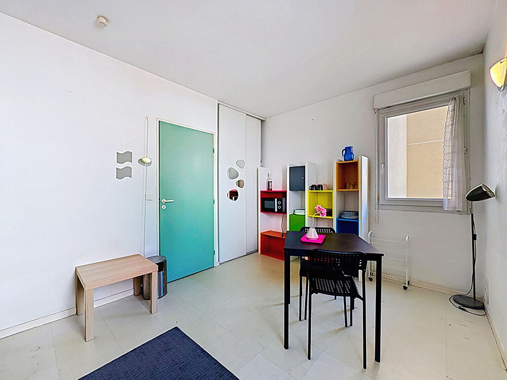 Appartement type studio Avignon 1 pièce 21 m2 proche des remparts