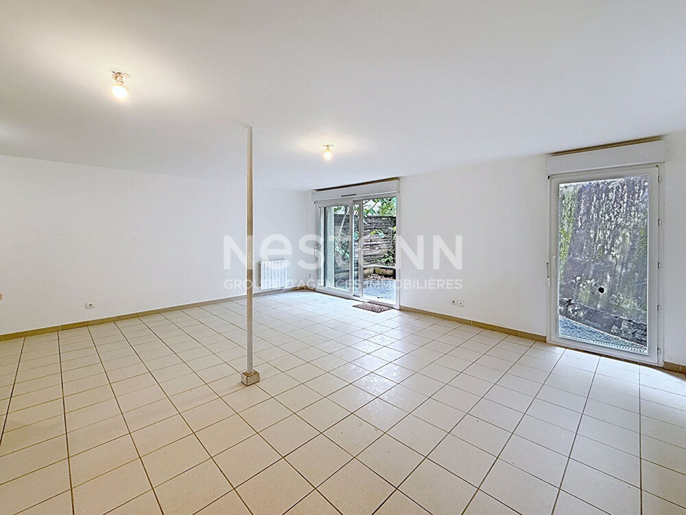 Appartement 3 pièces en rez de jardin avec Parking Proche métro - 69500 BRON