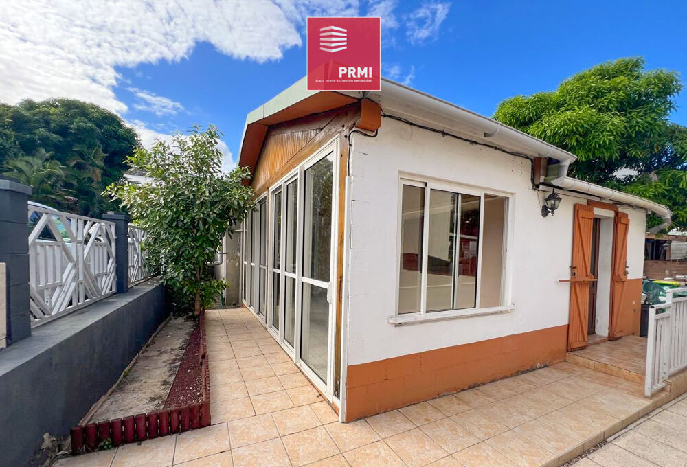 Vente Maison Maison de plain-pied 3 pièces à rénover avec terrain de 125 m² dans un environnement calme Saint leu