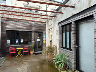  Immeuble à vendre 8 pièces 752 m²
