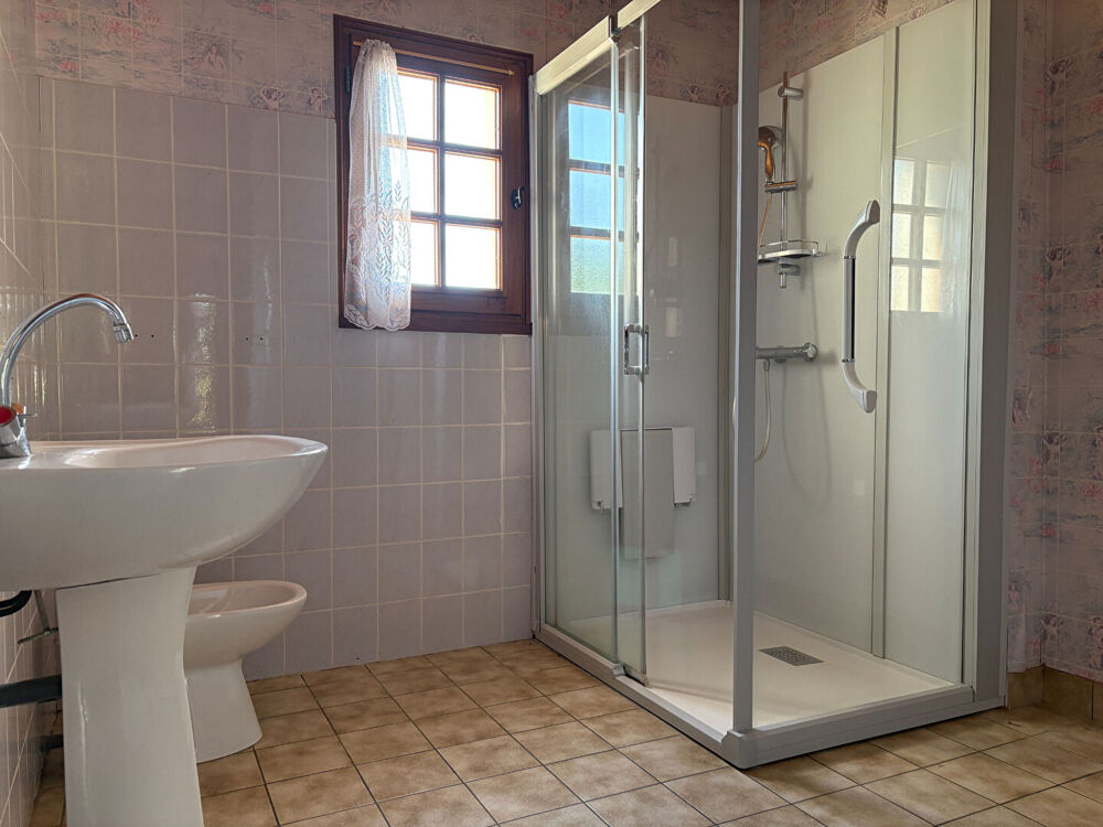 Vente Maison Maison Saint Hilaire De Riez 3 chambres, véranda, garage sur 522 m2 de terrain Saint hilaire de riez