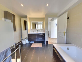  Maison � vendre 8 pi�ces 183 m�