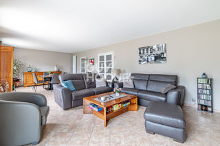  Maison  vendre 6 pices 136 m