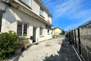  Immeuble  vendre 3 pices 250 m