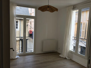  Appartement à louer 3 pièces 51 m²
