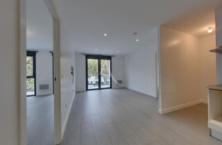  Appartement à louer 3 pièces 60 m²