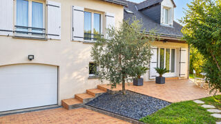 Maison 5 pièces 129 m² · à La Riche · 129 m² · 381 600 €