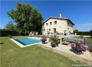  Maison à vendre 8 pièces 223 m²