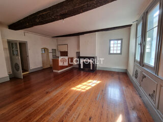  Immeuble à vendre 700 m²
